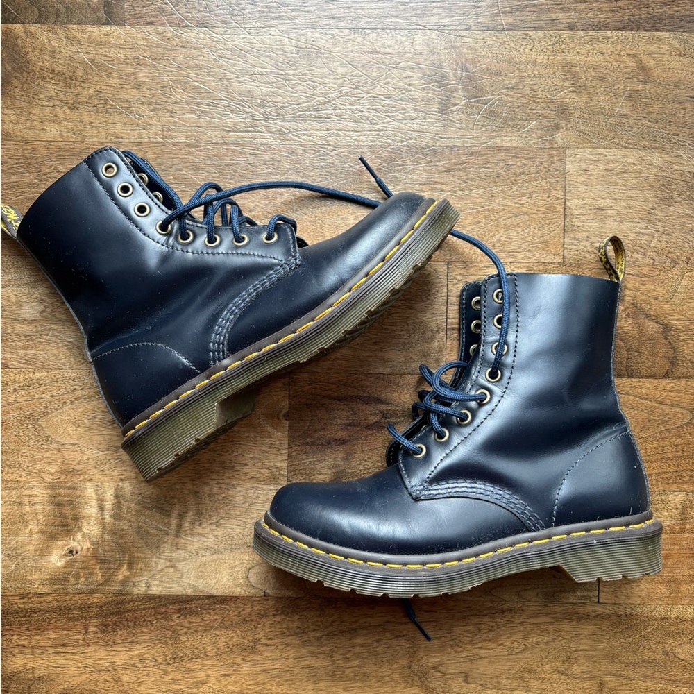 Dr. Marten’s Women's Pascal Lace-Up Boots - Dress Blue (Leather)